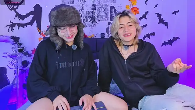 Vamps Lovers online show from November 3, 1:23 pm