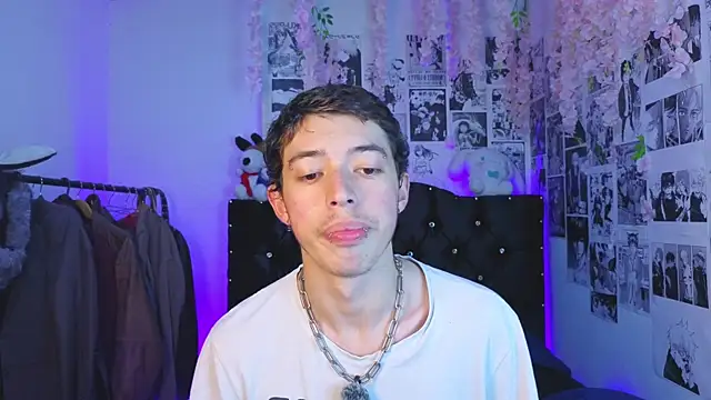 Snapshot of Otter_Star chatting on September 23, 4:04 am Otter Star online show from September 23, 4:04 am