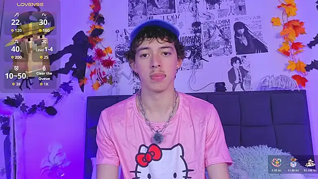 Snapshot of Otter_Star chatting on October 31, 4:46 am Otter Star online show from October 31, 4:46 am