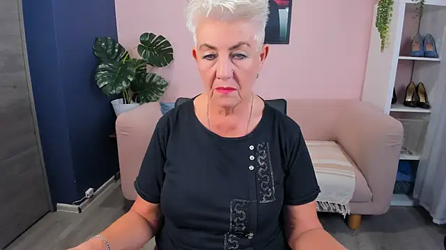 HotandMature online show from September 20, 9:21 am