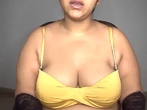 mrymlove online show from October 8, 5:21 pm