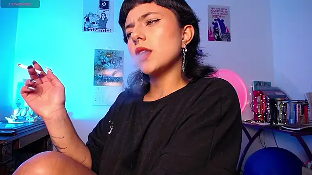 AlmaNanax online show from September 25, 2:04 am