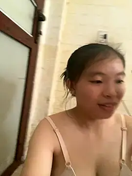 viluna online show from October 13, 5:07 am