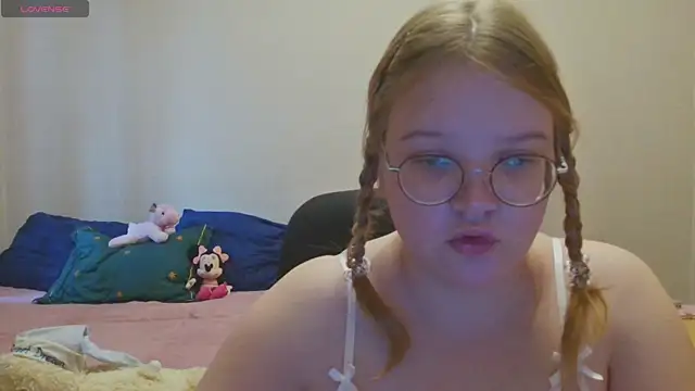 Snapshot of Rosa_Grenn chatting on October 24, 9:06 am Rosa Grenn online show from October 24, 9:06 am