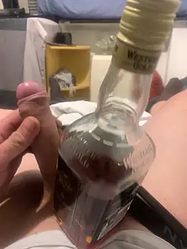 P44698 online show from March 10, 10:26 pm