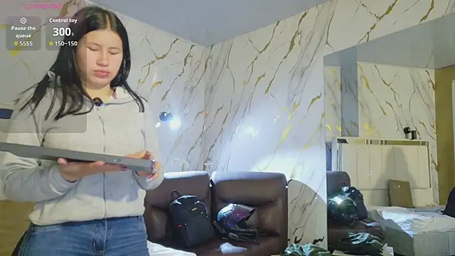 Snapshot of Olivia11_ chatting on April 23, 2:41 pm Olivia11 online show from April 23, 2:41 pm