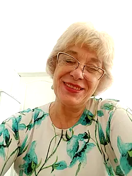 Snapshot of 52MiaLove02 chatting on September 25, 7:56 am 52MiaLove02 online show from September 25, 7:56 am