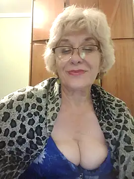 Snapshot of 52MiaLove02 chatting on October 1, 4:57 pm 52MiaLove02 online show from October 1, 4:57 pm