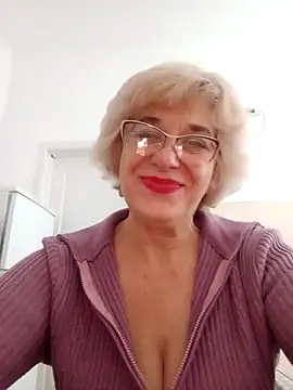 Snapshot of 52MiaLove02 chatting on October 27, 5:44 am 52MiaLove02 online show from October 27, 5:44 am