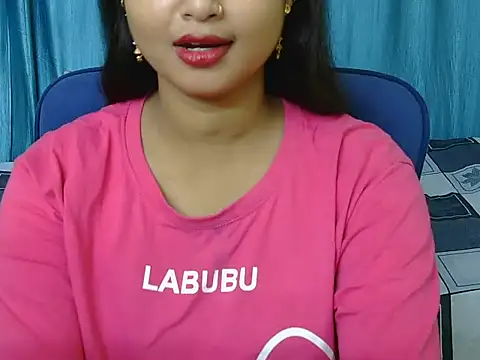Snapshot of priya-kumari22 chatting on September 24, 5:33 am priya-kumari22 online show from September 24, 5:33 am