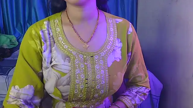 priya-kumari22 online show from November 15, 4:03 pm