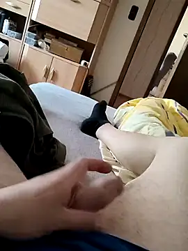 Snapshot of boxerundsocken91 chatting on March 28, 1:11 pm boxerundsocken91 online show from March 28, 1:11 pm