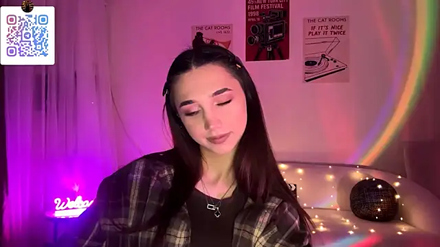 LinaMour online show from March 17, 10:35 pm