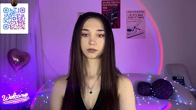LinaMour online show from May 20, 10:05 pm