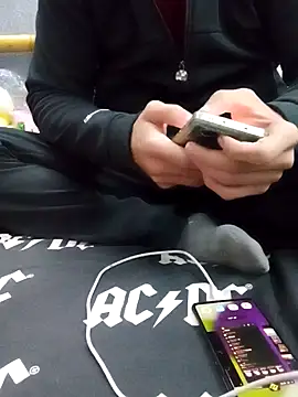 yazinyazin1 online show from December 19, 5:42 pm