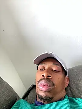 fitsexyman online show from January 17, 12:21 pm