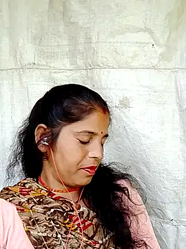 Snapshot of Manvi_tyagi chatting on September 13, 5:51 am Manvi tyagi online show from September 13, 5:51 am