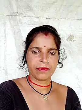 Snapshot of Manvi_tyagi chatting on September 15, 9:20 am Manvi tyagi online show from September 15, 9:20 am