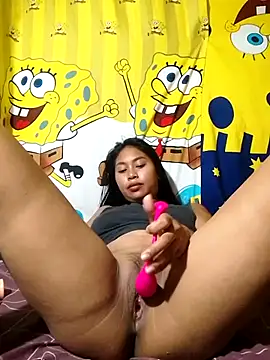Snapshot of UrSweetAsianLady_02 chatting on April 9, 6:19 am UrSweetAsianLady 02 online show from April 9, 6:19 am