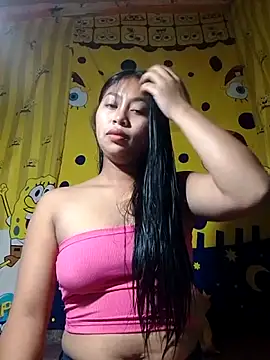 Snapshot of UrSweetAsianLady_02 chatting on April 11, 12:15 am UrSweetAsianLady 02 online show from April 11, 12:15 am
