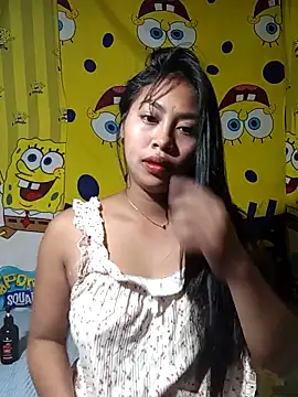Snapshot of UrSweetAsianLady_02 chatting on April 16, 12:33 am UrSweetAsianLady 02 online show from April 16, 12:33 am