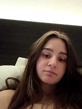 freakylittlebitch69 online show from September 27, 11:15 am