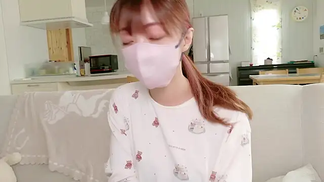 Snapshot of SUZU_1201 chatting on September 21, 12:56 am SUZU 1201 online show from September 21, 12:56 am