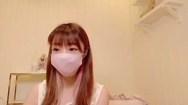 Snapshot of SUZU_1201 chatting on October 1, 12:05 am SUZU 1201 online show from October 1, 12:05 am