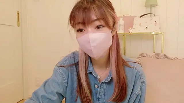 Snapshot of SUZU_1201 chatting on October 11, 1:38 am SUZU 1201 online show from October 11, 1:38 am