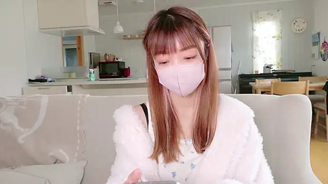 Snapshot of SUZU_1201 chatting on October 20, 12:00 am SUZU 1201 online show from October 20, 12:00 am