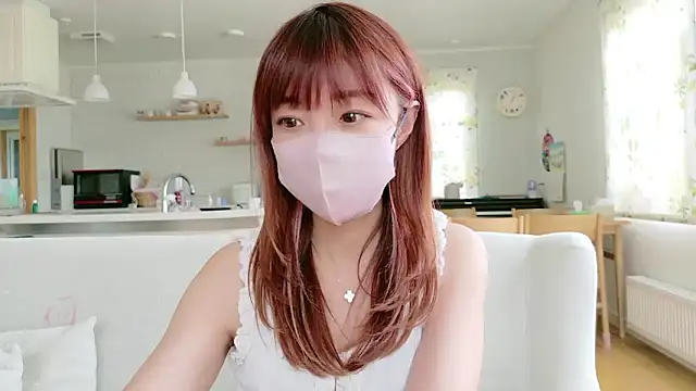 SUZU 1201 online show from May 7, 4:07 am