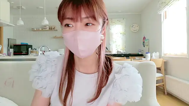 SUZU 1201 online show from May 13, 1:03 am
