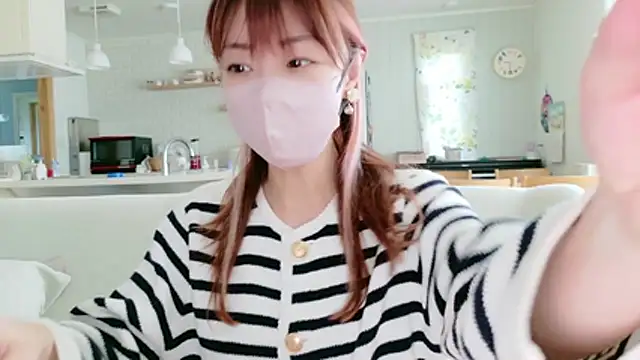 SUZU 1201 online show from May 22, 12:29 am