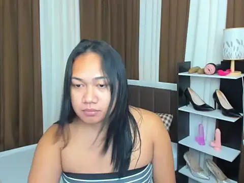 TsUncutKaren online show from September 23, 5:05 pm