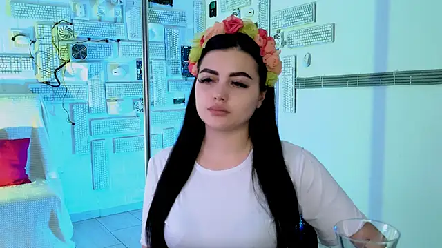 NaomiWilsons online show from October 14, 8:48 am