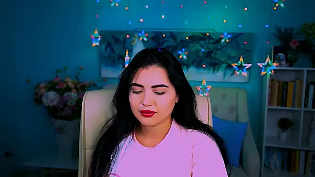 NaomiWilsons online show from October 27, 8:29 am