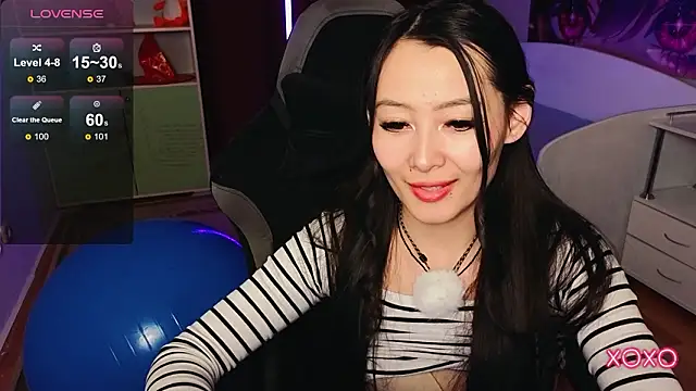 Milly  Foxy online show from February 22, 12:47 pm