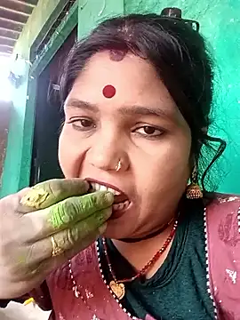 Priya tyagi online show from October 14, 8:26 am