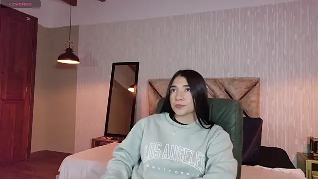 Aurora jones11 online show from October 9, 4:10 am