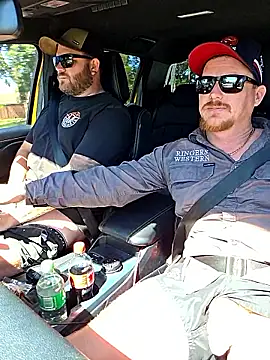 brokecountrylads online show from February 17, 4:09 am