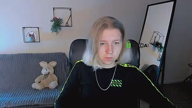 Snapshot of gloria_bubble chatting on October 2, 5:36 am gloria bubble online show from October 2, 5:36 am