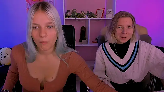 Snapshot of gloria_bubble chatting on October 3, 5:48 am gloria bubble online show from October 3, 5:48 am