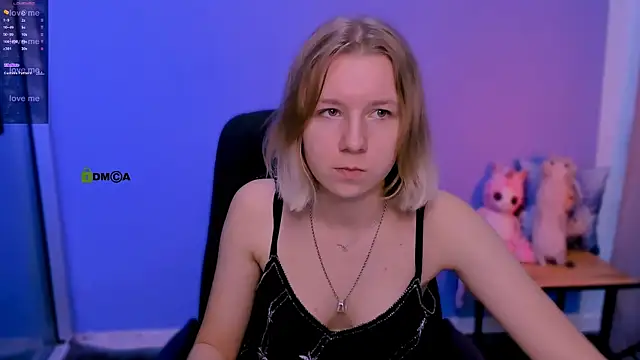 Snapshot of gloria_bubble chatting on October 20, 8:59 am gloria bubble online show from October 20, 8:59 am