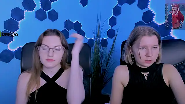 Snapshot of gloria_bubble chatting on February 17, 9:32 pm gloria bubble online show from February 17, 9:32 pm