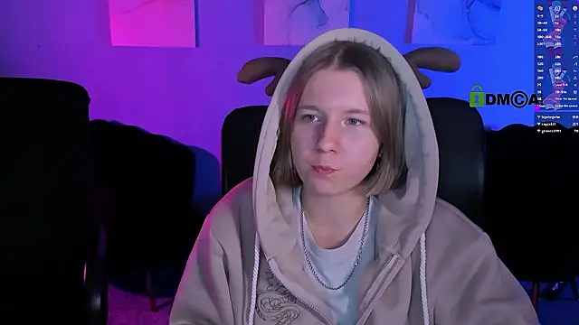 Snapshot of gloria_bubble chatting on February 19, 1:01 am gloria bubble online show from February 19, 1:01 am