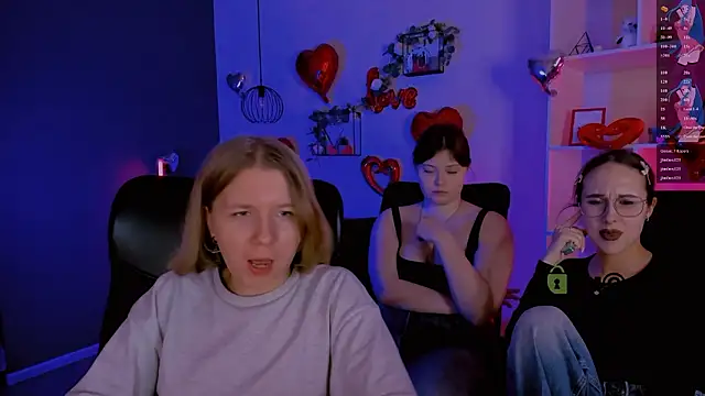 Snapshot of gloria_bubble chatting on February 25, 4:33 am gloria bubble online show from February 25, 4:33 am