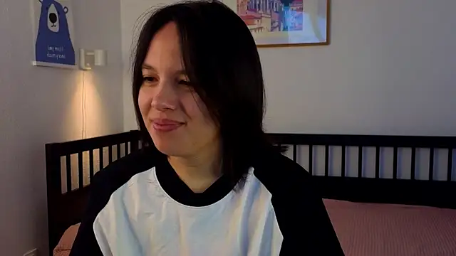 CamelliaDuford online show from September 12, 4:23 am