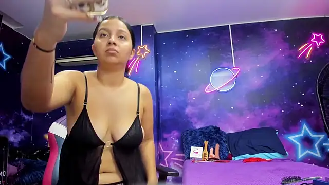 Snapshot of Thalia_Cortea chatting on October 23, 2:27 pm Thalia Cortea online show from October 23, 2:27 pm