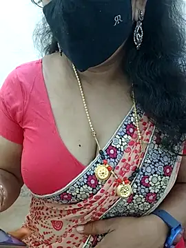 luci-queen online show from July 20, 6:28 am