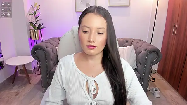 nylaa rose online show from September 15, 6:41 pm
